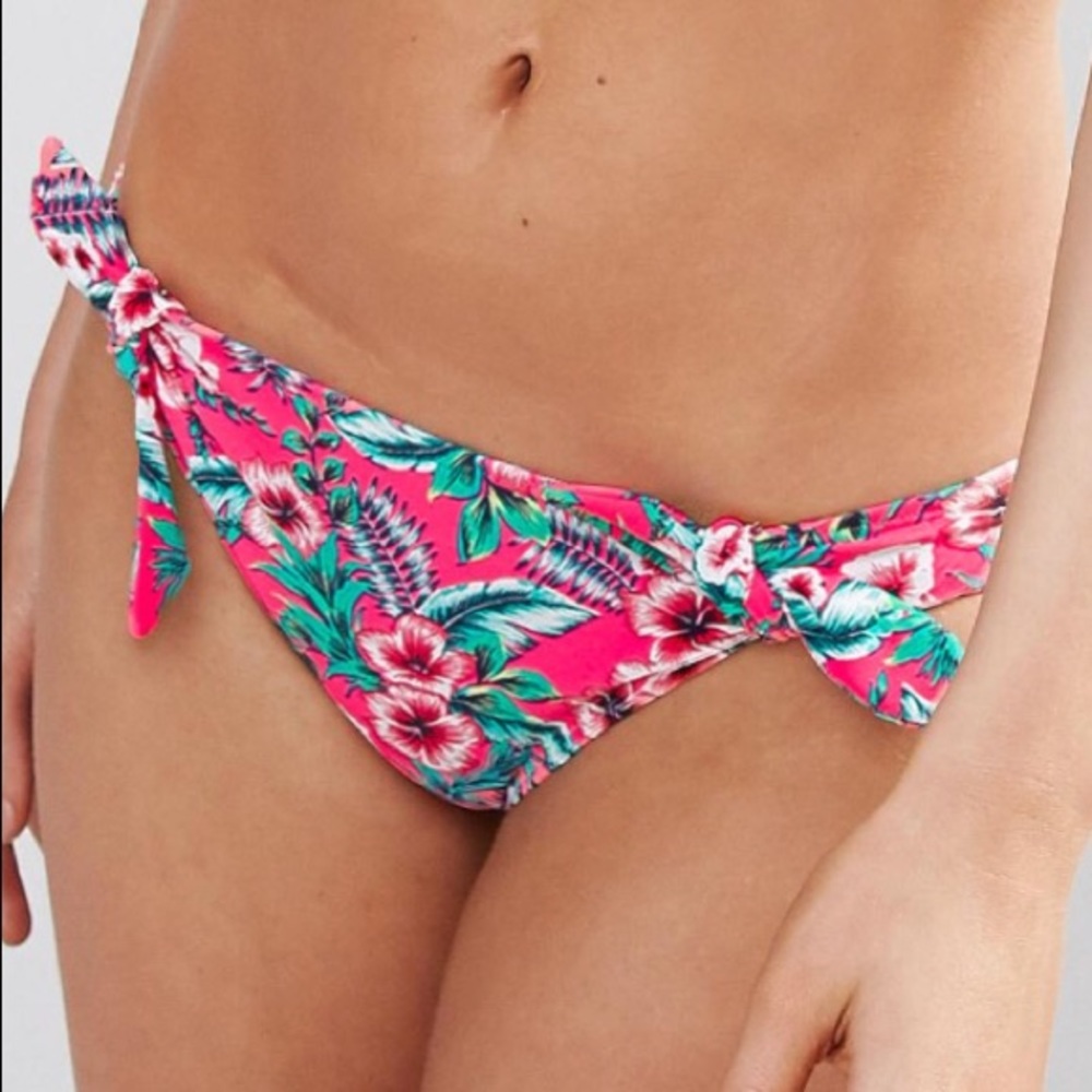 🔥🔥Tropical Bikini Bottom